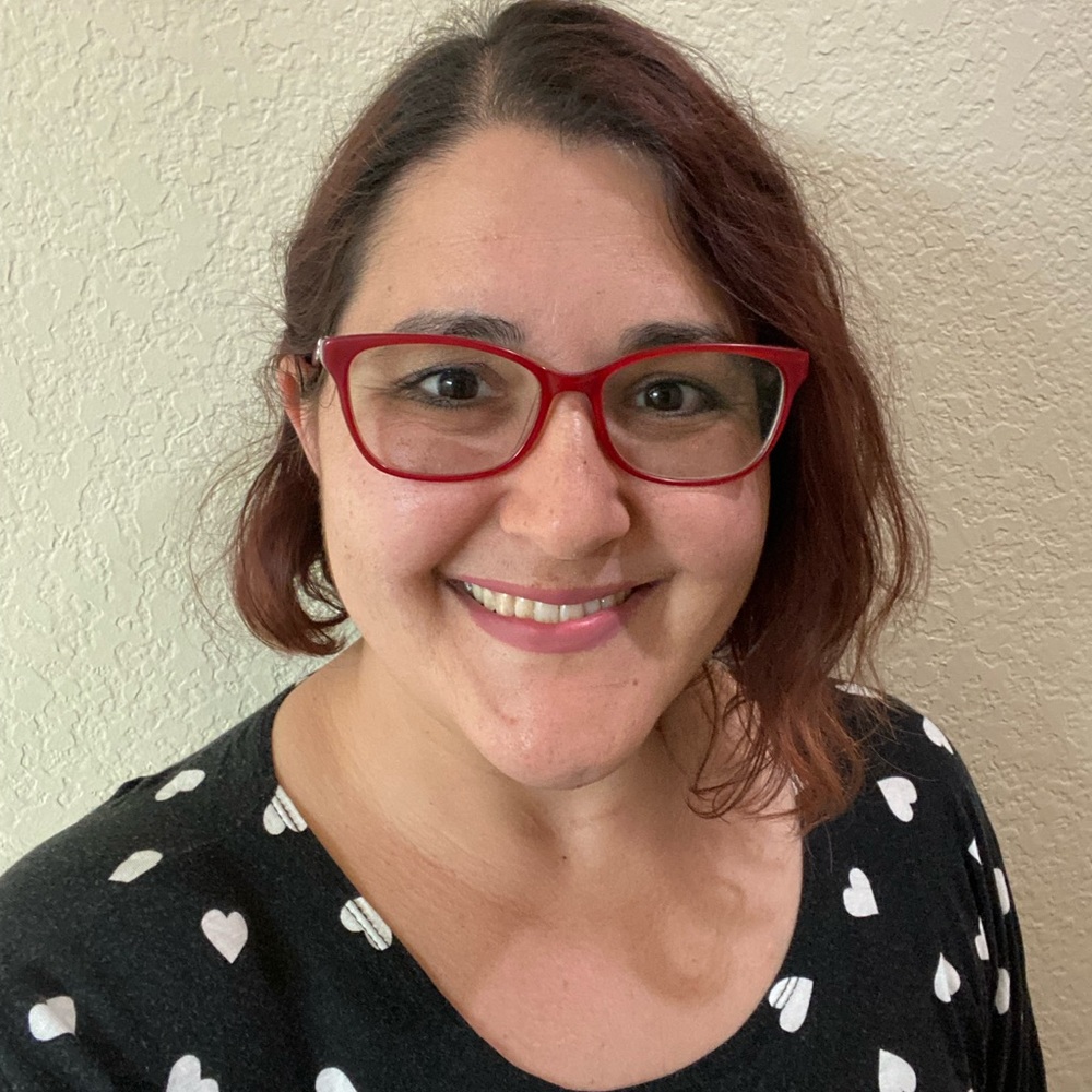 Meet your Posher, Parisa